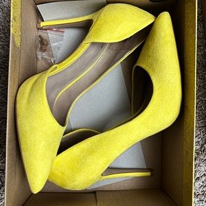 Mix No 6 Yellow Pumps